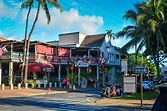 The 12 Coolest Restaurants in Lahaina on Front Street | Travel and Blossom