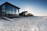 Strandhuisjes Groede, Zeeland | Strandhaus holland, Strandhaus ...