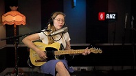 Julia Jacklin | 'Comfort' live at RNZ - YouTube