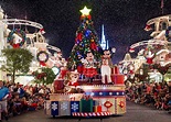 Christmas at Disney World 2023 - Walt Disney World Christmas Day Parade