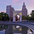 Washington Square Park, Washington Square Arch, designed by McKim Mead ...