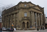Photo 20121223. Toronto Public Library’s Queen/Saulter branch sits ...