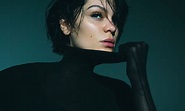 Jessie J Unwraps Acoustic Rendition of "Queen" - Singersroom.com