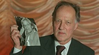 Werner Herzog wird 80 - Erinnerungen an Wunder, Tod und Kinski - Kultur ...