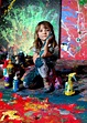 她會不會就是下一個畢加索？Aelita Andre，年僅7歲的天才畫家，每幅作品要價上千美元 ‧ A Day Magazine
