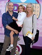 8 Facts About Martel Thompson – Tony Hale’s Wife and Make Up Artist ...