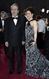 Tommy Lee Jones y Dawn Laurel-Jones en los Oscar 2013 - Alfombra roja ...