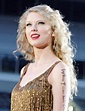 File:Taylor Swift Speak Now Tour 2011 4.jpg - Wikimedia Commons