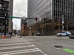 New over lane signal mast arms on 2nd Ave are equipped wit… | Flickr