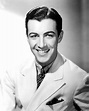 Fabulous Portrait Photos of a Young and Handsome Robert Taylor in the ...