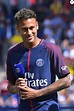 Neymar Jr lors de sa présentation au public au stade du parc des ...