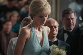 New glimpse of The Crown shows Elizabeth Debicki as a convincing Diana ...