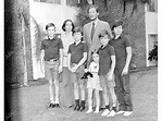 El Rey Simeon de Bulgaria con su familia - Archivo ABC