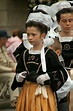 Jeune bretonne | Tenue française, Costume traditionnel, Costume