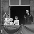 Isabel II: Conheça melhor a monarca mais famosa do mundo - Atualidade ...