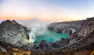 Mount Ijen Crater Volcano - Bali, Indonesia : r/travelphotos