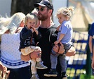 Chris Hemsworth celebrates fathers day with his parents | Now To Love