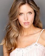 Kayla Ewell : biographie, carrière et filmographie | Hypnoweb