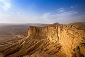 Standing on the Edge of the World - Visit Saudi Official Website