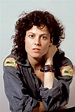 Sigourney Weaver alias Ellen Ripley (Alien, 1979) Alien Films, Aliens ...