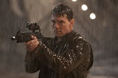 Jack Reacher: Punto di non ritorno - Tom Cruise armato in una scena del ...