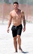 Shirtless Ryan Phillippe Looks Ripped at Age 39 - E! Online - AU