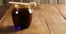 Four benefits of black honey for adult men | Kesehatanesia.Org