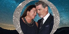 Chi è la moglie di Pierce Brosnan così eccezionalmente normale