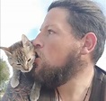 Cyclist Dean Nicholson and Nala, his cat, travel the globe together ...
