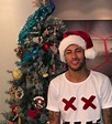Com direito a gorro de Papai Noel, Neymar deseja Feliz Natal ao lado da ...