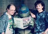 TMNT creators Peter Laird and Kevin Eastman with Leonardo | Tmnt, Tmnt ...