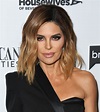 Lisa Rinna from RHOBH Shows off New Look & Fans Love Her Honey Blonde ...