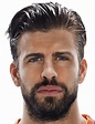 Gerard Piqué | Gerard piqué, Beard styles for men, Beautiful men faces