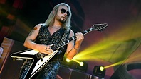 Guitarrista de Judas Priest casi muere en pleno 'show' al sufrir una ...