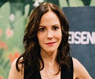 Mary-Louise Parker Biography - Facts, Childhood, Family Life & Achievements