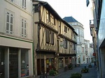 File:Maison à colombage Saint-Jean-d'Angely.jpg - Wikipedia, the free ...