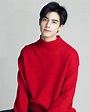 宋威龙 Song Weilong’s Instagram post: “🍓 我在时光里享受温暖 🧣💫 Cr. Weibo ...