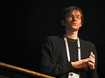 Linux expert Matthew Garrett: Ubuntu 16.04's new Snap format is a ...