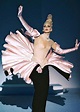 Thierry Mugler colección otoño/invierno 95/96 Colorful Fashion, Pink ...