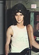 30 Fascinating Photos of a Young Eddie Van Halen Posing With His ...