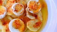 Receta de Huevos cocidos con aceite, vinagre y pimentón