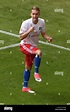Hamburg's Gian-Luca Waldschmidt celebrates his 2-1 goal during the ...