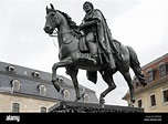 La estatua ecuestre de Carlos Augusto, Gran Duque de Sax-Weimar-Eisenach en Weimar Fotografía de ...