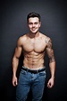 X Factor star Ray Quinn reveals impressive transformation with muscular ...