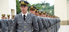 Academia Militar das Agulhas Negras forma 427 aspirantes-a-oficial ...
