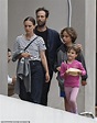 Natalie Portman and family enjoy dinner in Sydney's Coogee