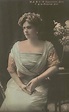 1913 Princess Alice of Greece colorized | Grand Ladies | gogm