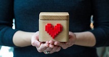 Lovebox is a wooden box that alerts you - CNET