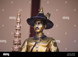 sculpture of Taksin the Great in thai Stock Photo - Alamy