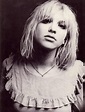19 Pictures of Young Courtney Love | Courtney love, Friday night hair ...